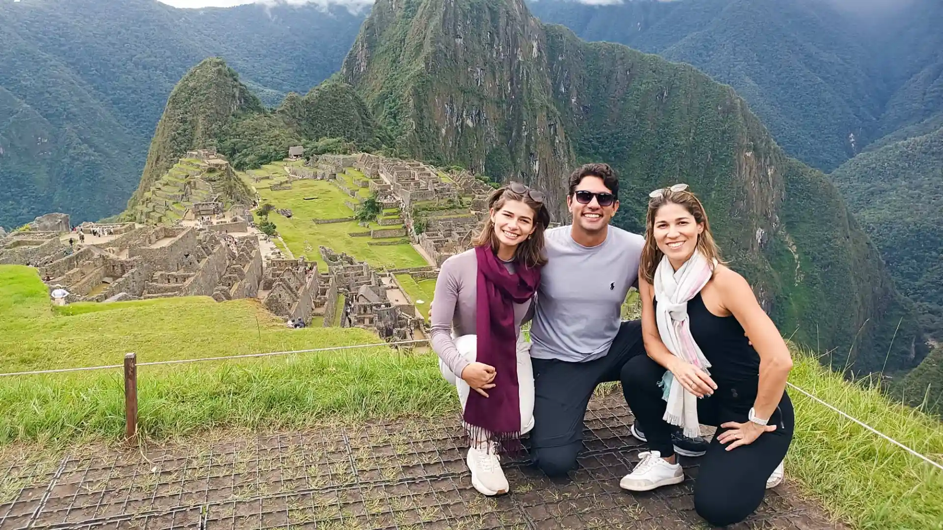 Pareja y Amigos