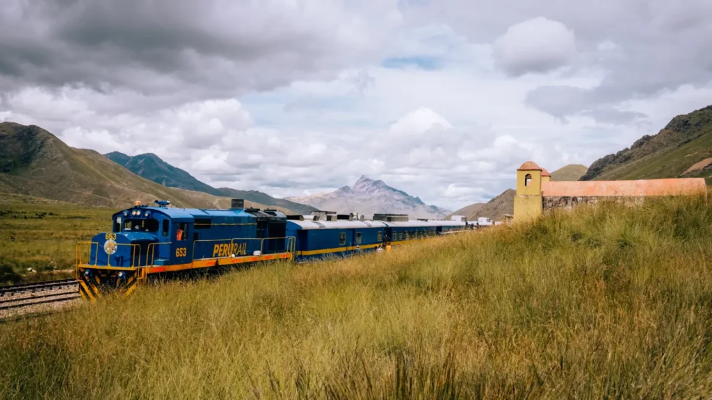 Andes Express: From Lake Titicaca to Machu Picchu