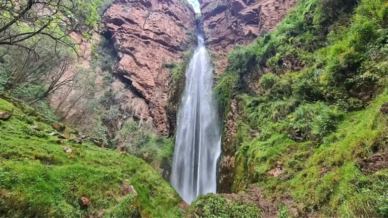 Perolniyoc and Ñaupa Iglesia Waterfalls: The Sacred Valley’s Best-Kept Secret 2026