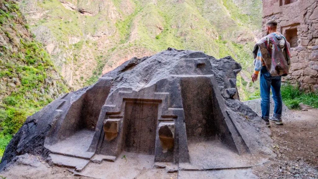 Carved stone ceremonial altar at the Ñaupa Iglesia archaeological center, Cusco.